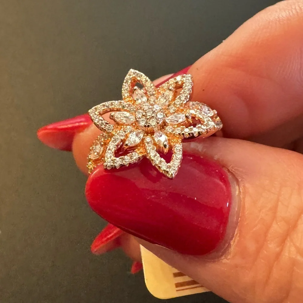 Fine jewelry Stunning star rose gold on Sterling silver‎ base